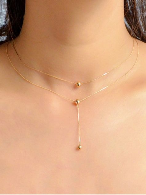 Trendy Chains For Women, قلادات متدلية, Cheap Necklaces, Chique Outfits, Chain For Women, Gold Jewelry Simple, Gold Fashion Necklace, Ball Necklace, Classy Jewelry