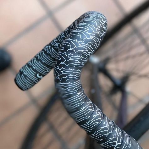 Cadence takes an iconic pattern and translates it to their bartape for a win / win product. Check out more at Cadence.... Bike Swag, Build A Bike, Bar Tape, Leave No Trace, Bike Stickers, Bike Wear, Cool Bike Accessories, Track Bike, Cycling Kit