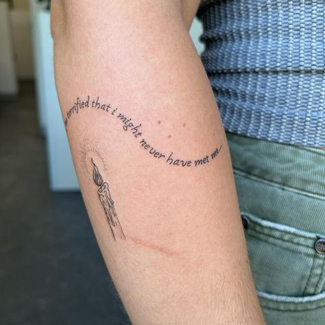 Everywhere Everything Noah Kahan Tattoo, Noah Kahn Tatoos, Noah Kahan Tattoo, Tattoo Frases, Tattoos 2024, Lyrics Tattoo, Candle Tattoo, Lyric Tattoos, Quote Tattoo