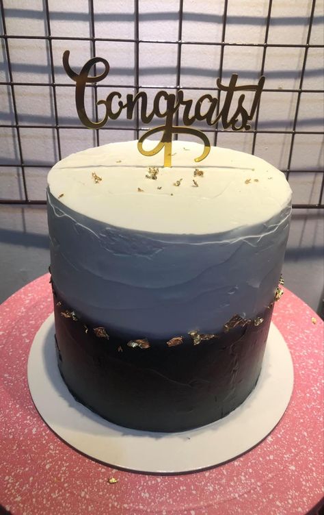 Rough cake design is the most difficult one! Best if you want a minimalist cake! Graduation Cake Designs, Minimalist Cake, Graduation Cake, Graduation Cakes, Cake Creations, Birthday Cake, Cake, Birthday, Design