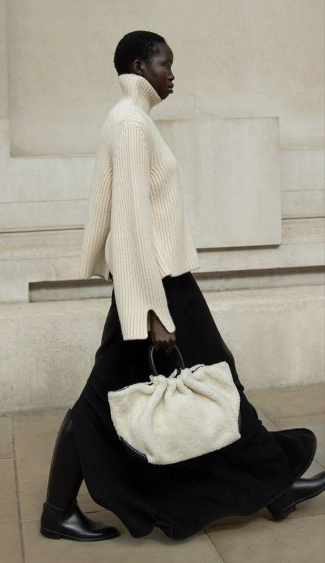 Ivory Winter Outfit, Fashion Landscape, Minimal Outfit, Source Unknown, 가을 패션, Winter Looks, Minimal Fashion, Minimalist Fashion, What To Wear