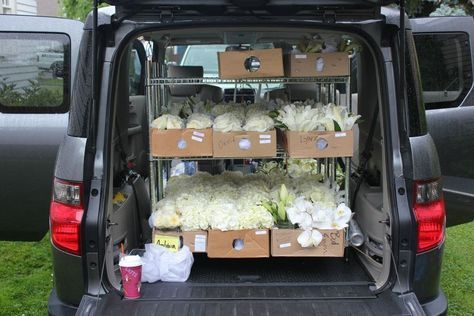 Florist Vase Storage, Floral Delivery Van, Florist Workshop Ideas, Flower Transport Ideas, Florist Organization Ideas, Florist Van, Florist Studio Workspace, Flower Delivery Van, Flower Education