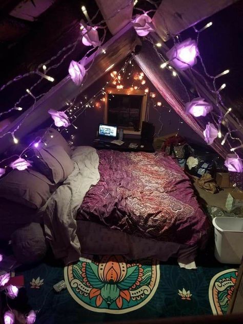 Boyfriend Scenarios, Hippy Room, Chill Room, New Bedroom, Indie Room Decor, Grunge Room, Indie Room, Redecorate Bedroom, Cozy Room Decor