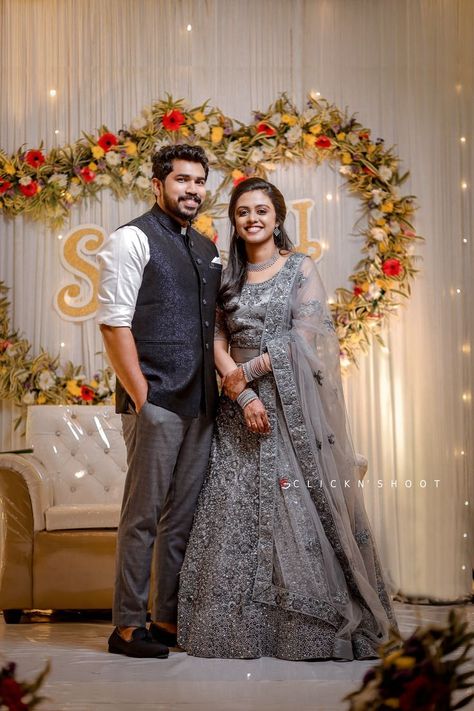 #kerala #engagementdress #cutecouples #southindian #greylehenga Reception Lehenga For Bride, Grey Dress Outfit, Wedding Matching Outfits, Grey Lehenga, Engagement Lehenga, Engagement Look, Groom Wedding Dress, Engagement Bride, Reception Lehenga