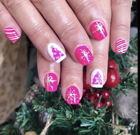 Christmas Flamingo Nails, Kids Christmas Nail Designs, Tropical Christmas Nails, Pink Xmas Nails, Turtle Nail Art, Turtle Nails, Island Nails, Christmas Turtle, Fall Toe Nails