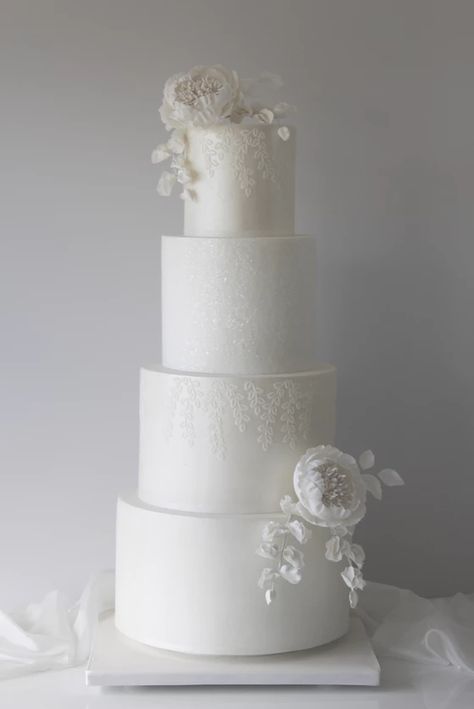 Stencil Wedding Cake Designs, Sparkle Wedding Cakes, All White Wedding Cake, Vintage Furniture Wedding, 4 Tier Wedding Cake, Mums Wedding, Wedding Cake Display, Wedding Cake Alternatives, White Winter Wedding