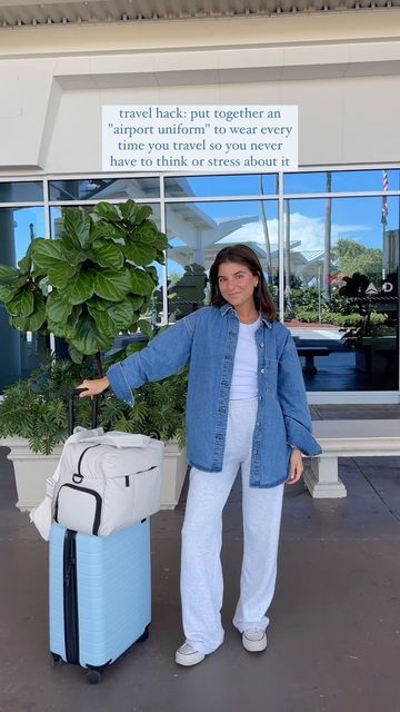 Vivienne Audi, Viviane Audi Summer, Viviane Audi Outfits, Car Travel Outfit, Work Trip Outfits, Viviane Audi, Mexico Trip, Winter Ootd, Work Trip