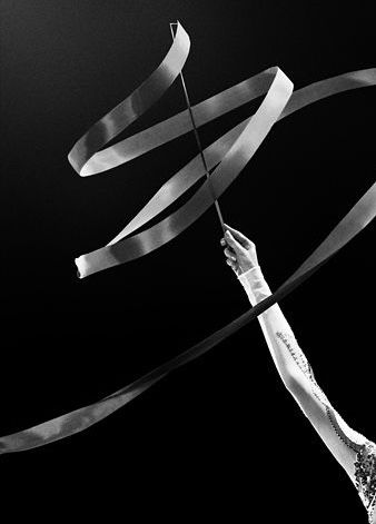 Rhythmic Gymnastics Equipment, Rhythmic Gymnastics Ribbon, Rythmic Gymnastic Aesthetic, Rhythmic Gymnastics Aesthetic, Dance Fashion Photography, Gymnastics Aesthetic, Ribbon Gymnastics, Male Gymnast, Shadow Drawing