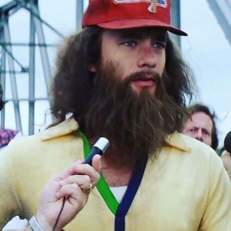 Running Forrest Gump Costume - Forrest Gump Check more at https://costumerocket.com/running-forrest-gump-costume/ Forrest Gump Costume, Fake Beards, Classic Movie Characters, Yellow Nikes, Unique Costumes, Nike Classic, Forrest Gump, Movie Costumes, Tom Hanks