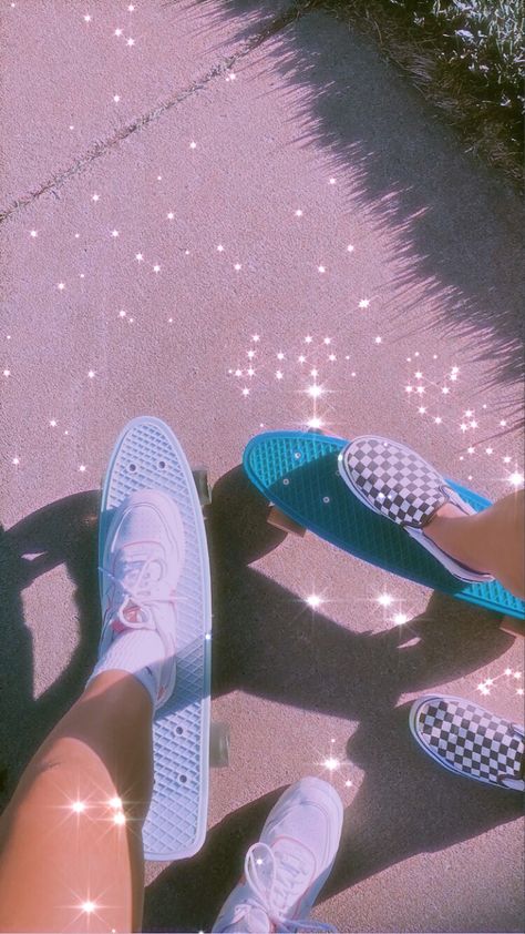 Penny Boarding, Aesthetic Skateboard, Arte Glitter, Skateboarding Aesthetic, Skate Aesthetic, Skateboard Aesthetic, Penny Skateboard, Skater Vibes, Penny Board