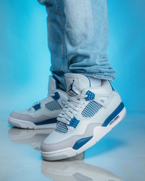 Military Blue Majesty: Air Jordan 4 On-Feet & Lit #seenbyluigijohnc #sneakwithluigi The Air Jordan 4 "Military Blue" isn't just a shoe, it's a vibe. (Shot with the Sony a7iv & Tamron 28-75mm lens, bathed in the warm glow of the Amaran COB 60x & 200x lights. The PT2c light tubes add those extra pops of color, and the Ulanzi Coman Zero F38 tripod keeps things steady. Edited with Luminar Neo for a final flourish!) Swipe through to see how these Jordans elevate any outfit: Iconic Silhouette: Th... Jordan 4 Military Blue Outfit, Jordan Air 4 Retro, Jordan Air 4, Jordan 4 Military Blue, Sony A7iv, Jordan Retro 4, Retro 4, Jordan Air, Air Jordan 4