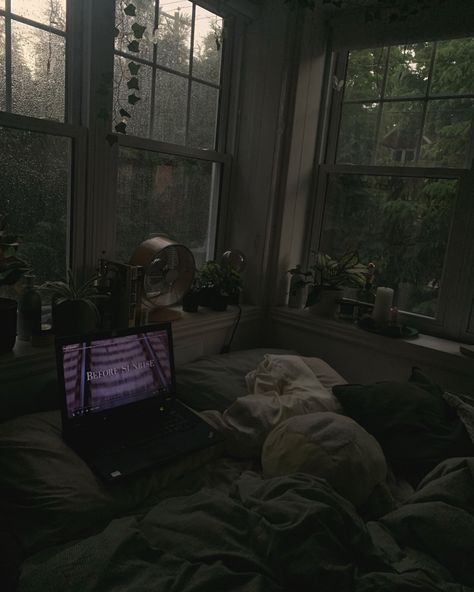 Cozy Rainy Day Aesthetic Bedroom, Rainy Night Cozy Room, Dark Rainy Night Aesthetic Bedroom, Comfy Bed Aesthetic Rainy Day, Nyc Apartment Aesthetic Night Rain, Future Apartment, Season Of The Witch, Cozy Room, Rainy Days