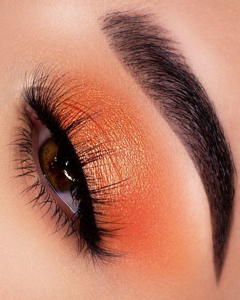 Orange Inspired Makeup, Simple Orange Eyeshadow Looks, Simple Orange Makeup Looks, Orange Eye Makeup Soft, Orange Makeup Looks Natural, Stella Costume, Orange Makeup Looks, Orange Eyeshadow Looks, Eyeshadow Orange