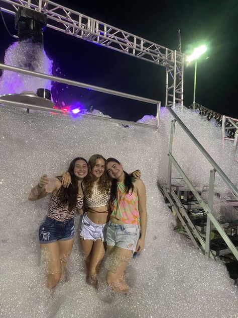 Foam Party Ideas, Friend Groups, Summer Energy, Foam Party, Neon Party, Summer Adventures, Forever Young, Bday Party, Summer Nights