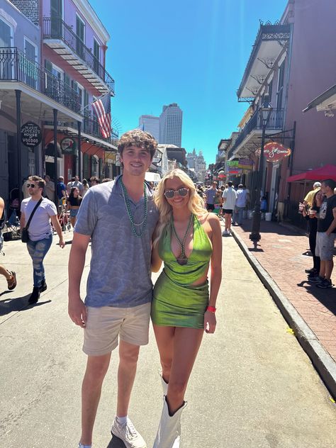 Mardi Gras Outfit Inspo 2024, Nola Outfit Summer Going Out, Mardi Gras Theme Outfit, Marco Gras Outfit, Nola Formal Outfit, Nola Frat Formal Outfit, Tulane Mardi Gras Outfits, Mardis Gras Outfit, Mardigrass Ideas Outfit