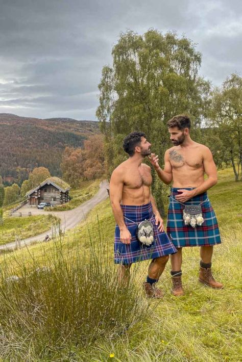 Hot Scottish Men, Gay Costume, Scotland Men, Gay Outfits, Safe Trip, Film Man, Scottish Man, Gay Books, Outfits For Men