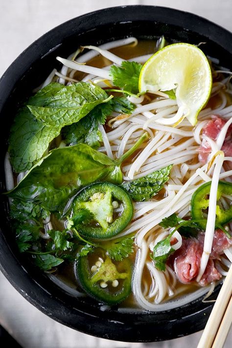 Easy Beef Pho, Pho Soup Recipe Easy, Beef Pho Soup Recipe, Pho Recipe Easy, Easy Pho, Pho Soup Recipe, Pho Soup, Pho Recipe, Recipe Beef