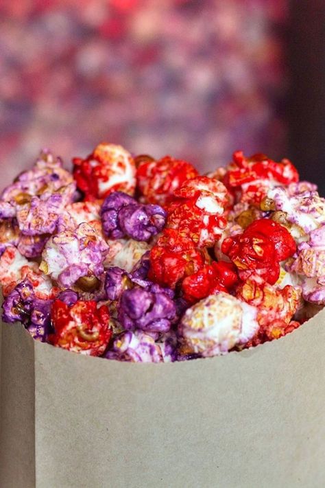 Star Wars Popcorn, Sweet And Spicy Popcorn, Spicy Popcorn, Disneyland Star Wars, Galaxy Edge, Popcorn Mix, Star Wars Galaxy's Edge, Star Wars Galaxy, Popsugar Food