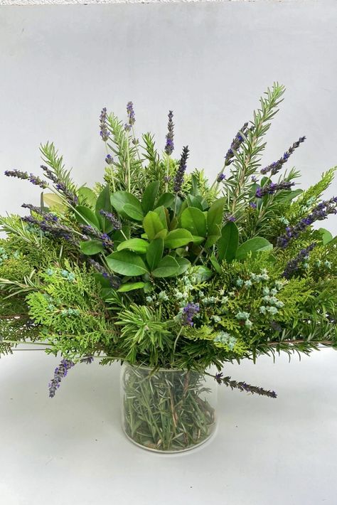 #foliage #arrangements #greenislife #rosemary #lavender #conifer #ilovegreen # Rosemary Arrangement, Lavender And Rosemary Wedding, Rosemary Arrangement Table Decorations, Rosemary In Bouquet, Rosemary Flower Arrangement, Rosemary Floral Arrangement, Liatris Flower Arrangement, Rosemary Flower, Foliage Arrangements