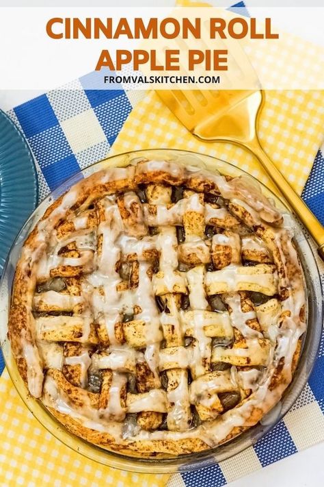 Apple Cinnamon Pie Recipe, Apple Pie With Cinnamon Roll Crust Easy, Apple Pie Made With Cinnamon Rolls, Cinnamon Roll Crust Apple Pie, Apple Pie With Cinnamon Roll Crust, Cinnamon Rolls Apple Pie Filling, Cinnamon Rolls Apple Pie, Cinnamon Roll Pie Crust, Cinnamon Roll Crust