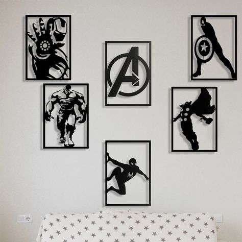 Marvel Home Decor, Marvel Themed Room, Marvel Room Ideas, Marvel Wall Decor, Marvel Room Decor, Avengers Wall Art, Avengers Bedroom, Marvel Decor, Avengers Wall