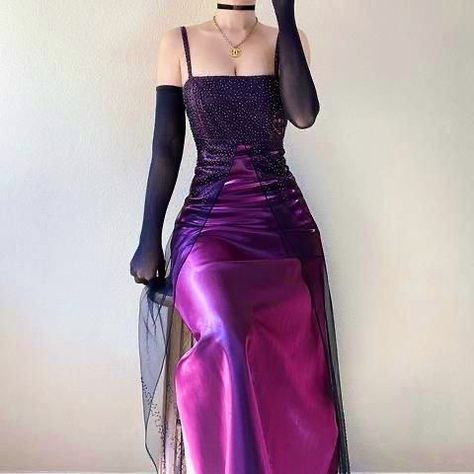 Retro Muse, 90s Prom Dresses, Dress Retro, Prom Dress Inspiration, Cute Prom Dresses, Pretty Prom Dresses, Prom Outfits, Grad Dresses, Fancy Outfits