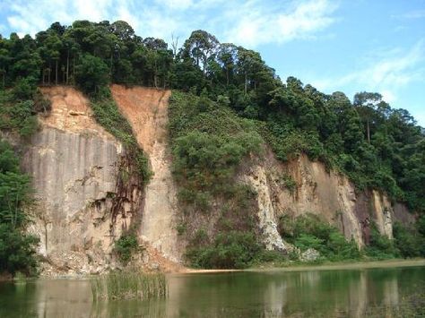 1.Bukit Timah Mountain in Singapore. Bukit Timah, Mt Everest, Like This Song, Comfort Zone, Southeast Asia, Singapore, Natural Landmarks, Water, Travel