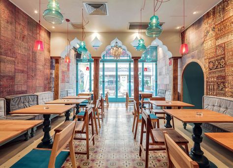 Divan Restaurant brings an exotic oriental fragrance in Bucharest – Romania. Turkish Cafe, Persian Restaurant, Turkish Restaurant, Ottoman Decor, Turkish Design, Cafe Interior Design, Islamic Design, Restaurant Chairs, Restaurant Interior Design