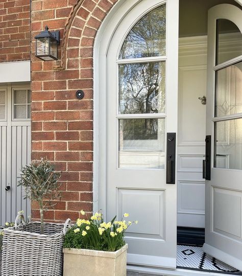 Small Porch Ideas Entrance, 1930 House Front Door, 1930s Style Front Door, Arched Front Door Entryway, 1930s Semi Front Door, 1930s Arched Front Door, 1930s Front Door With Side Panels, 1930s Porch, 1930 House Exterior