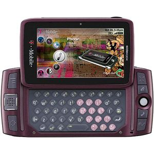 So many memories with this phone.. Brings me back to high school Sidekick Phone, 2000s Tech, Y2k Tech, Retro Phones, Nice Rings, Old Phones, Motorola Phone, Cell Phone Service, Qwerty Keyboard