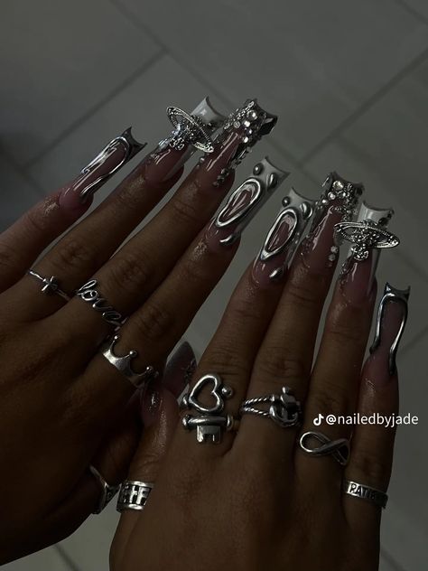 Long Nails Chrome, Nails Inspo Black, Xoxo Jewelry, Chrome Design, Nails Chrome, Hard Nails, Duck Nails, Colored Acrylic, Colored Acrylic Nails