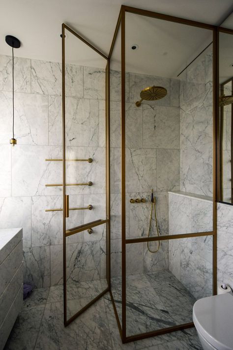 Brass Glass Shower Door, All Glass Shower Enclosure, Bathroom Shower Glass Ideas, Brass Framed Shower Door, Brass Shower Doors, Luxe Bathroom Ideas, Brass Shower Screen, All Glass Shower Ideas, Brass Shower Enclosure