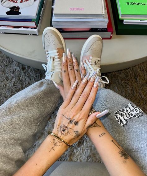 Maeve Reilly, Sperry Sneaker, Sperrys, In Love, Lifestyle, Tattoos, Celebrities, Sneakers, On Instagram