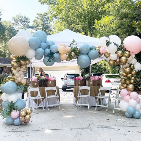 Ballon Decoration, Party Decorating Ideas, Tent Decor, Tent Party, Pooh Party, Backyard Reception, Carnival Theme, Events Decor, Tent Decorations