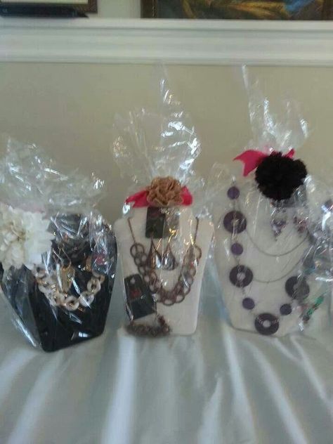 Combo Basket Party Ideas, Paparazzi Gifts, Jewelry Gift Basket, Paparazzi Display, Mary Jewelry, Paparazzi Jewelry Displays, Silent Auction Baskets, Auction Basket, Homemade Gift Baskets