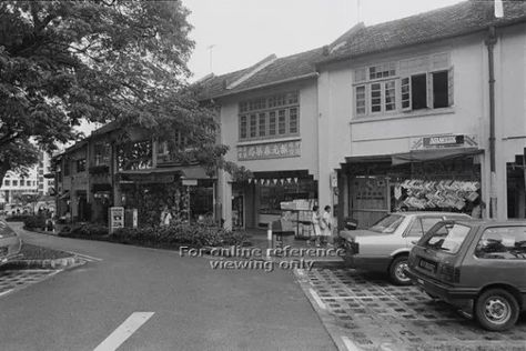 Holland Village Singapore, Indie Cafe, Old Singapore, Singapore Photos, Beach Road, Central Business District, Singapore Malaysia, Bus Travel, City Hall