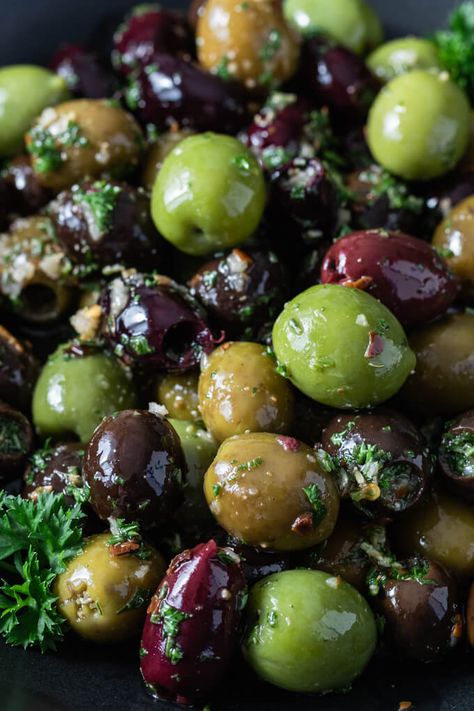 Marinated Green Olives, Marinated Black Olives, Olive Marinade Recipe, Black Olive Recipes, Black Olives, Black Olives Recipes, Olive Recipes Appetizers, Low Carb Maven, Olive Brine