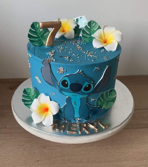 Lili And Stitch Cake, Fondant Stitch, Stitch Torte, Pastel Lilo Y Stitch, Stitch Cake 2 Tier, Lilo And Stitch 2 Tier Cake, Lilo And Stitch Birthday Cake, Kilo And Stitch Cake, Stitch Cake