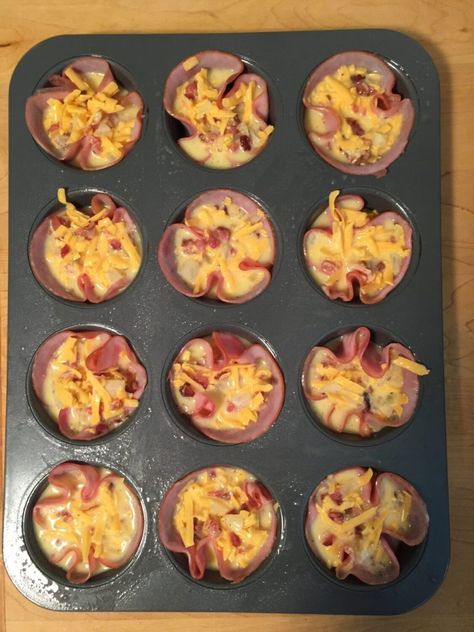 Quish Recipes Easy Muffin Pan, Quish Recipes, Ham Quiche Recipe, Breakfast Ham, Quiche Recipes Crustless, Ham Quiche, Ham Wraps, Veggie Quiche, Ham Breakfast