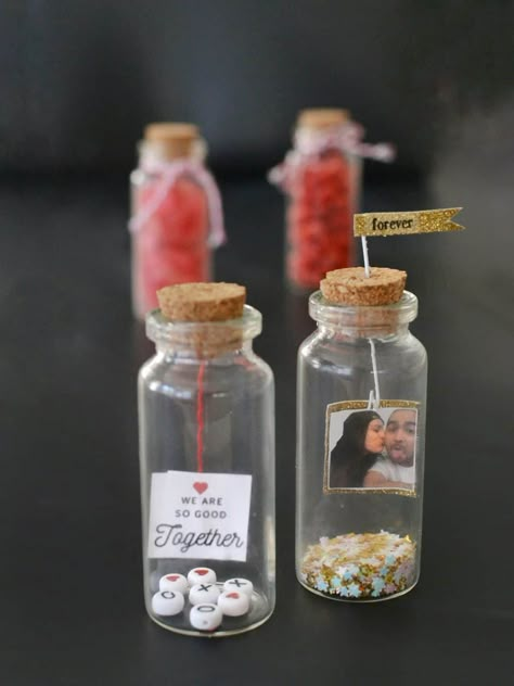 DIY this message in a bottle Valentines craft / gift, or DIY this mini photo in a bottle. Tiny photo in a tiny bottle, mini gifts and crafts Bottle Art Birthday Gift, Mini Cork Bottle Crafts, Anywersery Gift, Diy Message In A Bottle, Mini Gifts For Him, Bottle Art With Photos, Photo Bottle Art Ideas, Mini Gift Ideas For Him, Diy Message In A Bottle Ideas