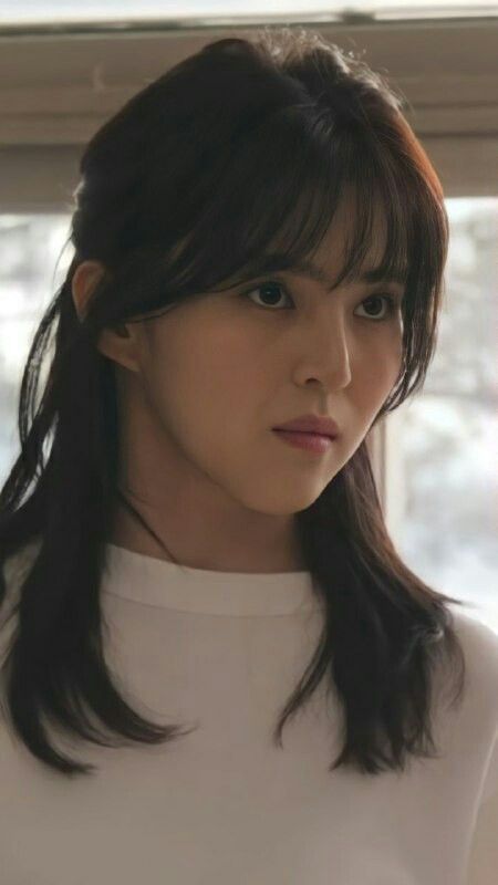 Han So Hee, So Hee, Actress Hairstyles, Japanese Hairstyle, Teen Hairstyles, Short Hair With Bangs, Haircuts With Bangs, Bad Hair Day, Korean Actress