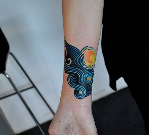 Van Gogh inspired Diptych Tattoo, Start Night Tattoo, Starry Night Tattoo, Van Gogh Tattoo, Night Tattoo, Kunst Tattoos, Gorgeous Tattoos, Tattoo Feminina, Painted Denim