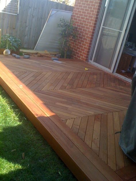 chevron and herringbone decking - like the horizontal border. Herringbone Decking, Wood Deck Designs, Deck Patterns, Deck Building Plans, Floating Deck, Patio Deck Designs, Wooden Deck, Back Garden Design, Deck With Pergola