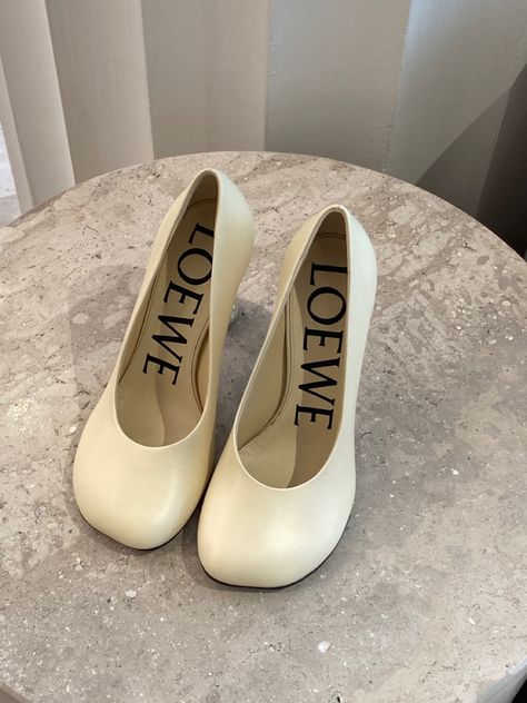 Loewe heels, cream shoes, sandals, September, 90s, Pieces  I’m loving, classic, creamy , old money Loewe Heels, Loewe Aesthetic, Loewe Shoes, Suede Cowboy Boots, Cream Heels, Mountain Jacket, Large Leather Tote Bag, Man Shoes, Large Leather Tote