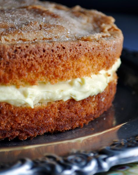 Lemon Mascarpone Cream, Lemon Mascarpone, Olive Oil Cake Recipe, Lemon Olive Oil Cake, Mascarpone Cream, Oil Cake, Olive Oil Cake, Pastry Cream, Think Food