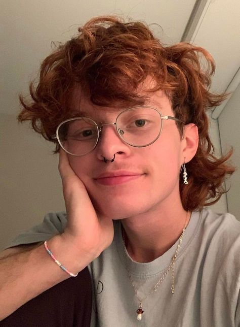 robbie is mine🍋 Ginger Boy, Trans Boys, He Makes Me Happy, Ginger Hair, Chocolate Milk, New Hair, Hair Inspo, Red Hair, Hair Inspiration