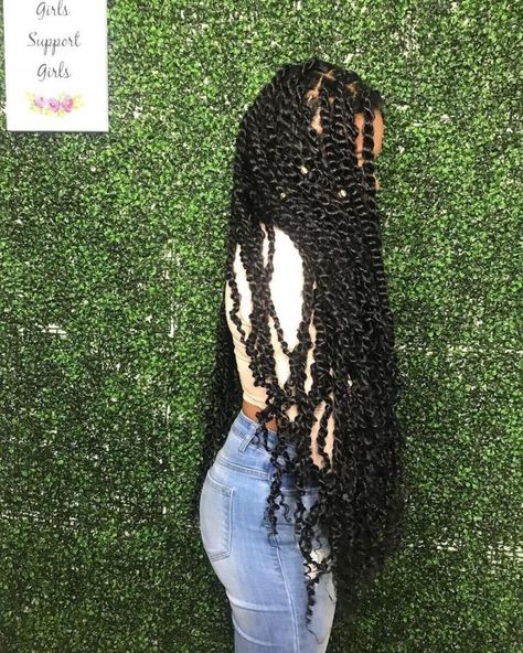 Passion Twist Hairstyles, Goddess Twist, Handmade Hair Clips, Twist Hairstyle, Senegalese Twist Braids, Unique Hair Clip, Cute Box Braids, Passion Twists, Goddess Braids Hairstyles