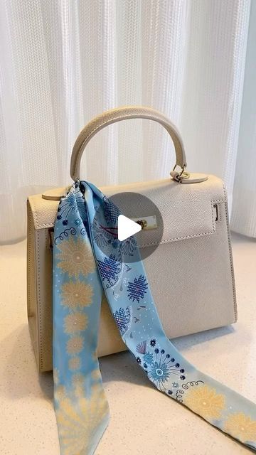 Tie Silk Scarf, Scarf On Bag, Silk Scarf Tying, Elevation Worship, Diy Clothes And Shoes, Purse Scarf, How To Wear A Scarf, Purse Handles, Handbag Handles