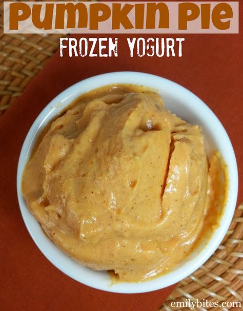 Emily Bites - Weight Watchers Friendly Recipes: Pumpkin Pie Frozen Yogurt Pumpkin Frozen Yogurt, Pumpkin Pie Yogurt, Emily Bites, Weight Watcher Desserts, Recipes Pumpkin, Ww Desserts, Weight Watchers Desserts, Real Moms, Yogurt Recipes