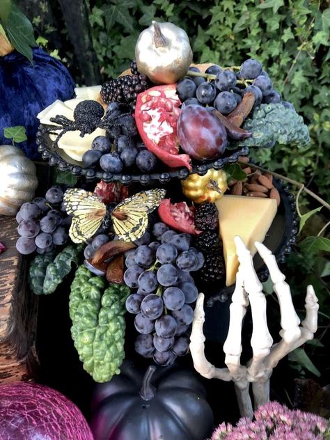 Catch My Party Halloween, Haunted Tea Party Ideas, Fortune Teller Halloween Decorations, Tarot Party Ideas, Mystical Party Theme, Halloween Book Club Party, Goth Party Ideas, Witchy Party Ideas, Halloween Cookout